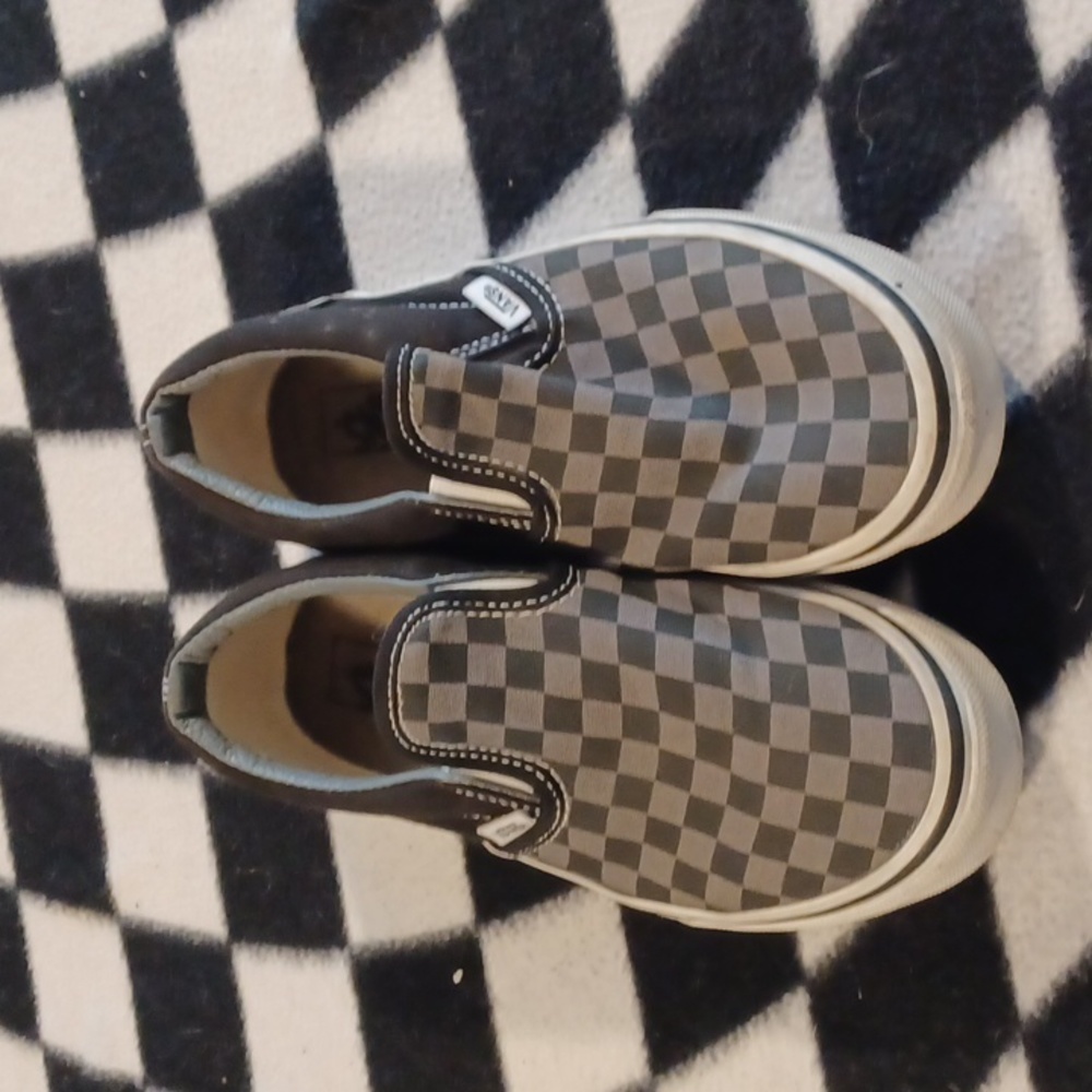 Kids checker vans